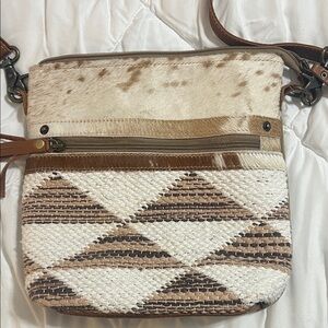 Myra Bag Dusky Triangles hairon hide Crossbody
